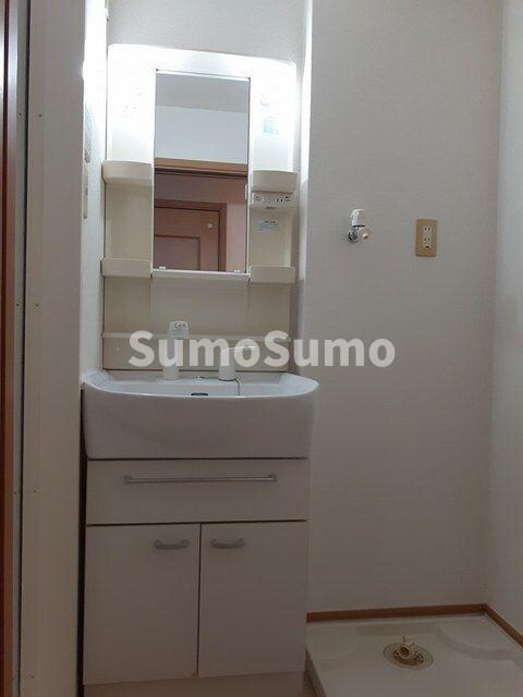 物件内観写真9　(スペースが確保できる洗面所です)