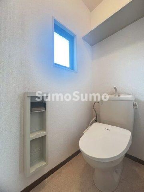 トイレ(ゆったりとした空間のトイレです)