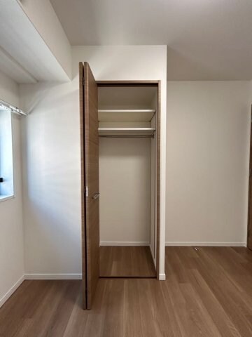 物件内観写真18　(便利な収納スペースです)