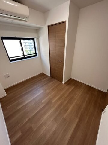 物件内観写真19　(コンパクトで使いやすい洋室です)