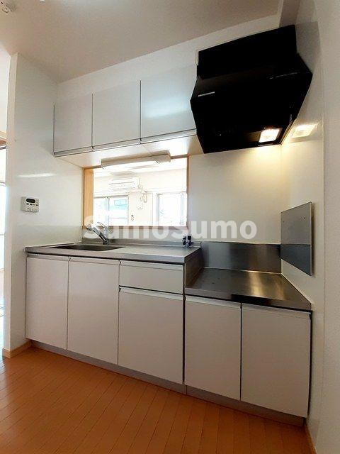 物件内観写真5　(お料理しやすいキッチンです)