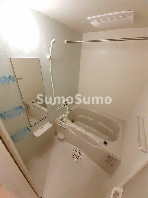 物件内観写真7　(落ち着いた空間のお風呂です)