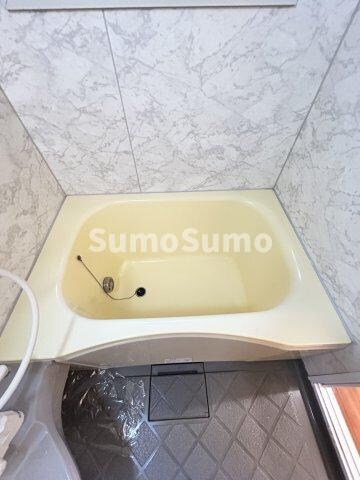 物件内観写真18　(落ち着いた空間のお風呂です)