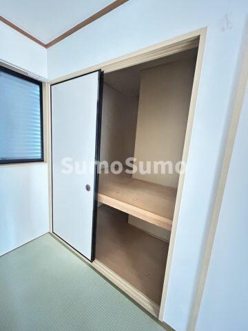 物件内観写真25　(収納豊富です)