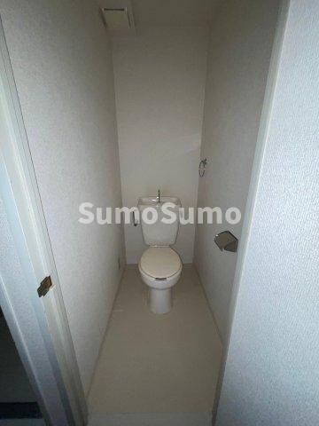 物件内観写真3　(落ち着いたトイレです)