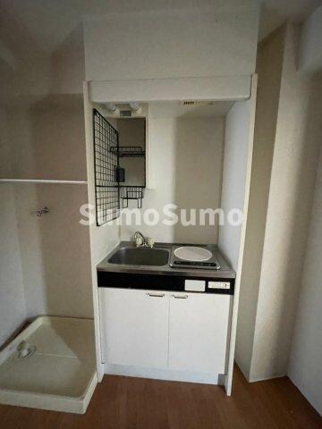 物件内観写真11　(コンパクトなキッチンで掃除もラクラク)