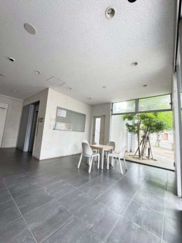 ロビー・ラウンジ