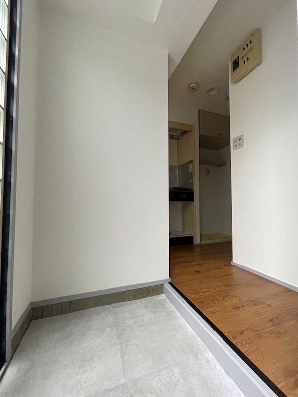 物件内観写真3　(玄関です)