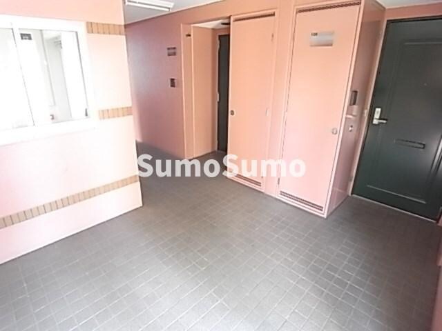 物件外観写真3　(ロビーです)