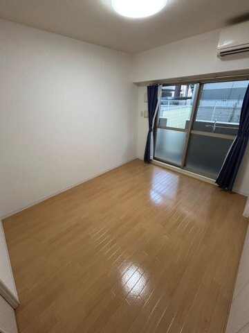 物件内観写真7　(寝室です)