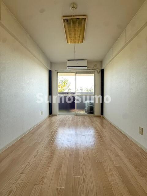 物件内観写真5　(落ち着いて過ごせるお部屋なので、寝室にいかがでしょうか)