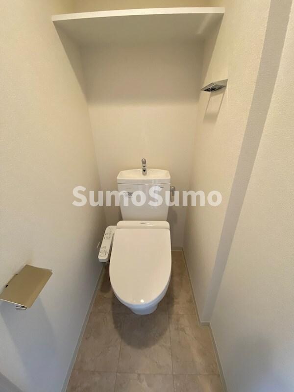 トイレ(コンパクトで使いやすいトイレです)