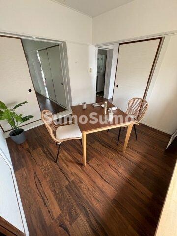 物件内観写真15　(明るい洋室です)