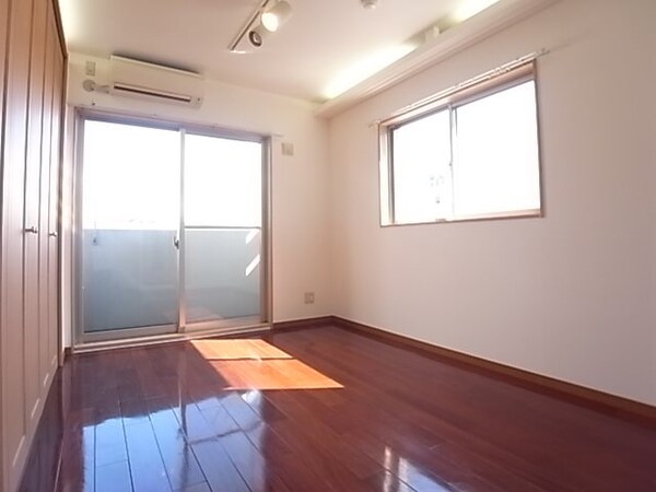 寝室