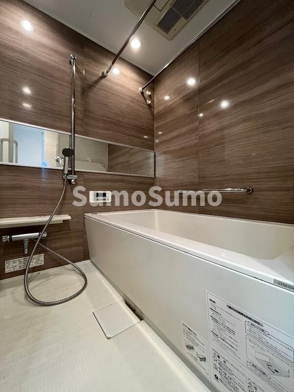 物件内観写真8　(お風呂です)