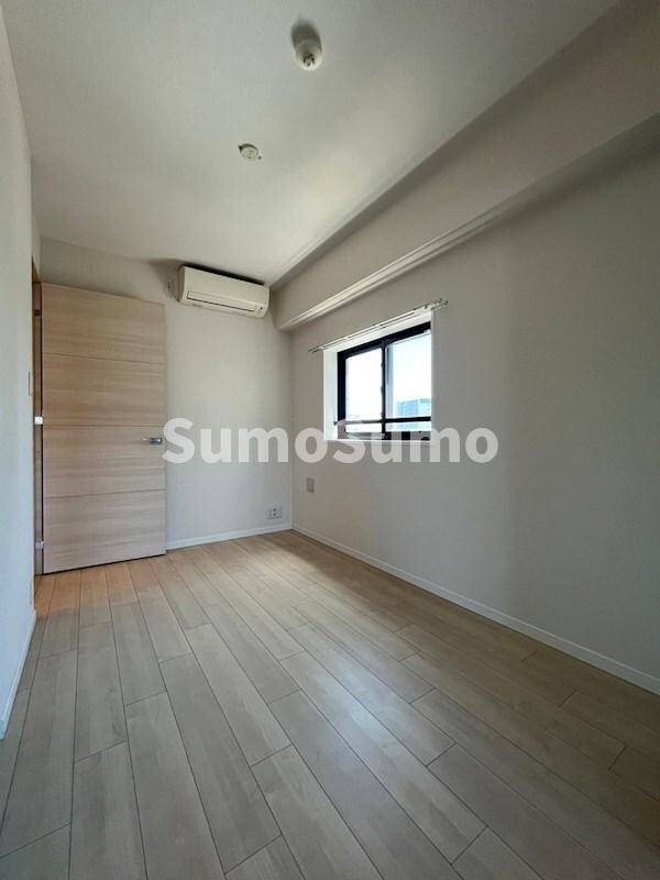 物件内観写真22　(ゆったりした洋室です)