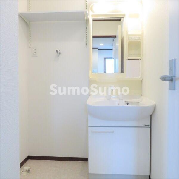 物件内観写真6　(忙しい朝には欠かせない洗面所です)