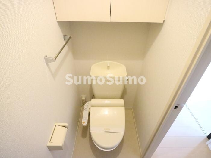 物件内観写真7　(コンパクトで使いやすいトイレです)
