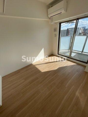 物件内観写真4　(リビングです)