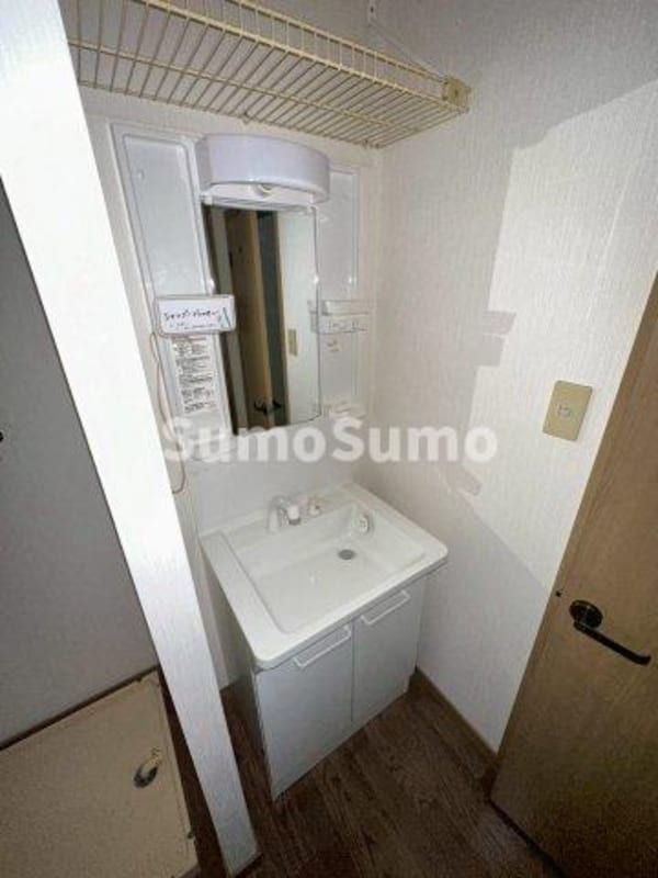 洗面・脱衣所(コンパクトで使いやすい洗面所)