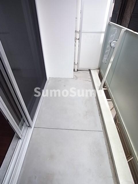 物件内観写真29　(バルコニーからの眺めを楽しみながら食事をしませんか)