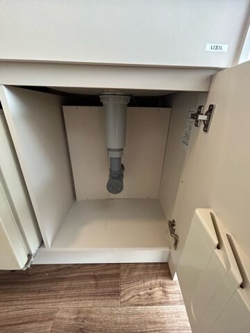 物件内観写真18　(便利な収納スペースです)