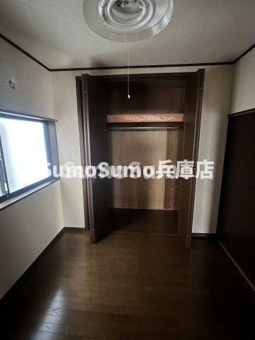 物件内観写真24　(便利な収納スペースです)