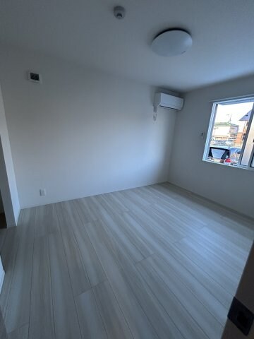 物件内観写真15　(落ち着いて過ごせるお部屋なので、寝室にいかがでしょうか)