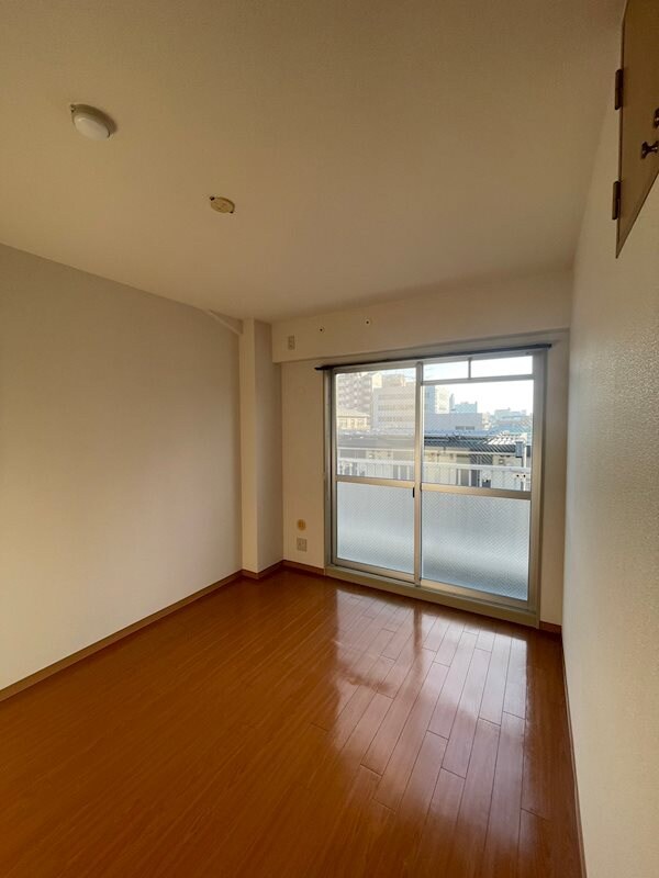 物件内観写真7　(寝室にいかがでしょうか)