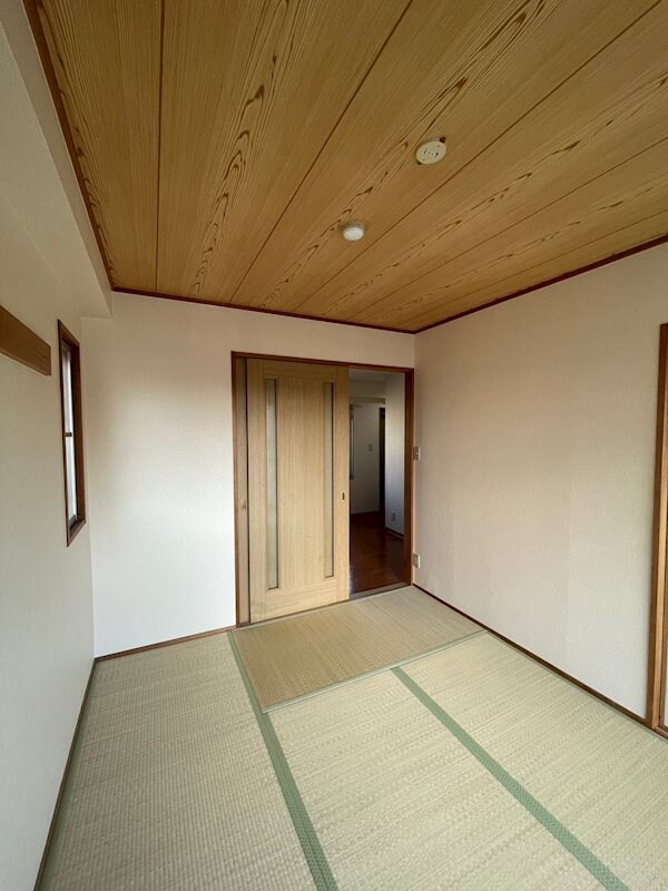 物件内観写真23　(きれいな和室です)