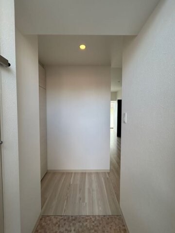 物件内観写真8　(毎日通る玄関はこちらです)