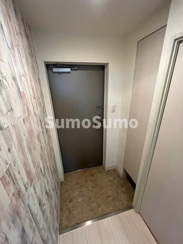 物件内観写真8　(きれいな玄関です)