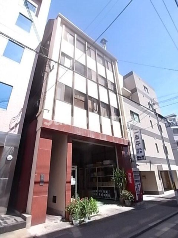 エントランス(毎日通るエントランスはこのようになっています)