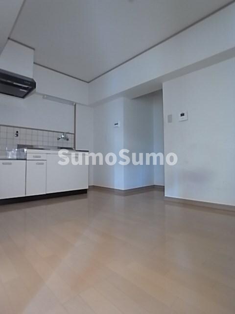 物件内観写真7　(居間です)