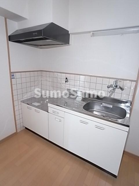 物件内観写真8　(キッチンでお料理をお楽しみください)