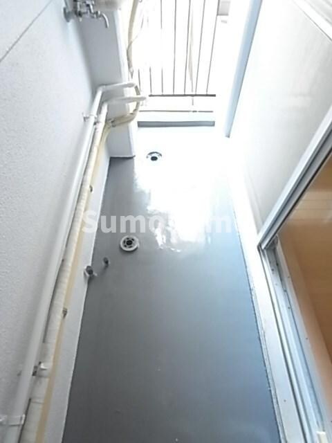 物件内観写真11　(バルコニーがあります)