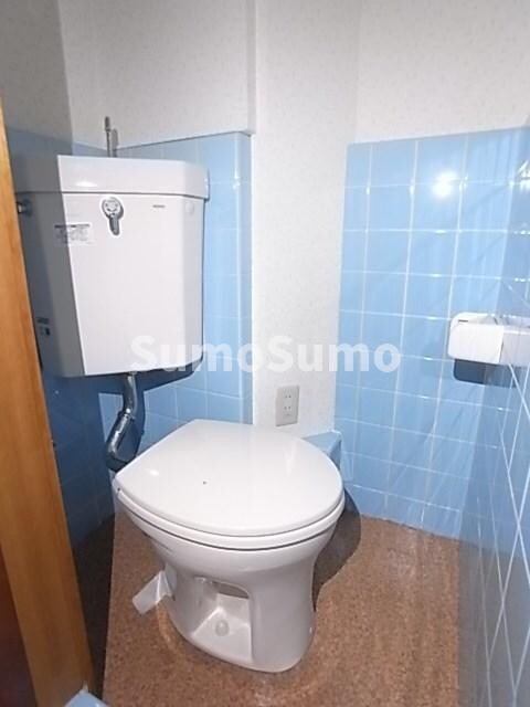 物件内観写真12　(落ち着いたトイレです)