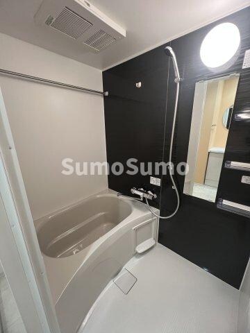 物件内観写真6　(コンパクトで使いやすいお風呂です)