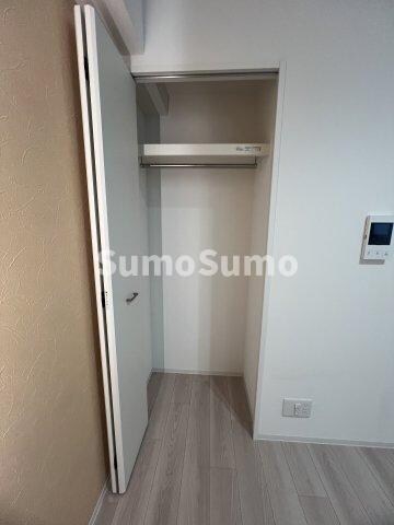 物件内観写真16　(収納豊富です)