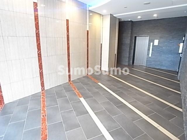 物件外観写真3　(ロビーです)