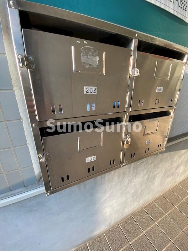 物件外観写真2　(きれいな外観です)