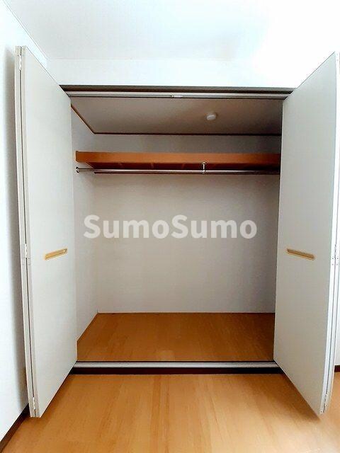 物件内観写真11　(専用の収納スペースです)