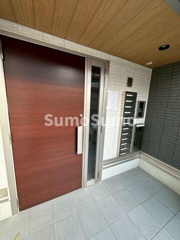 物件外観写真2　(毎日通るエントランスはこのようになっています)