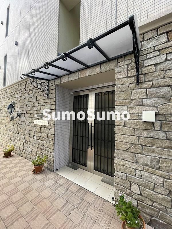 物件外観写真2　(建物の内部です)