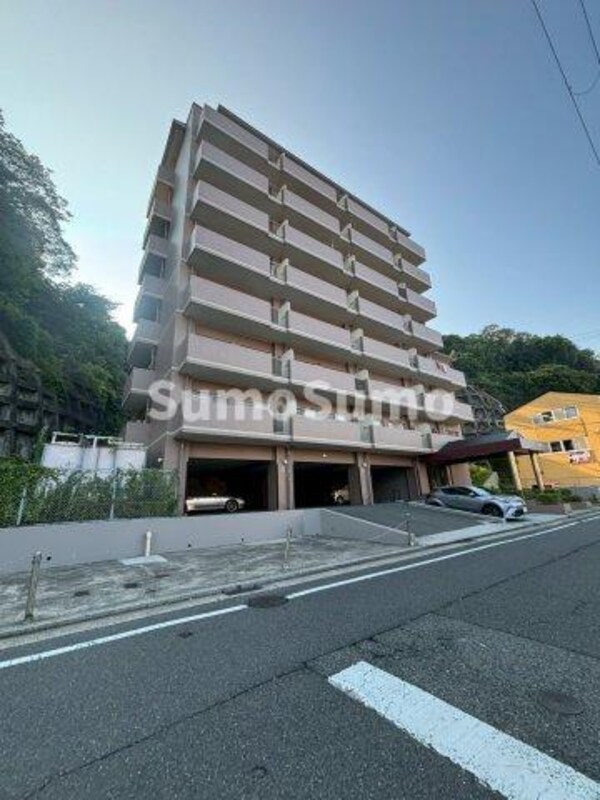 外観(落ち着いた雰囲気の外観です)