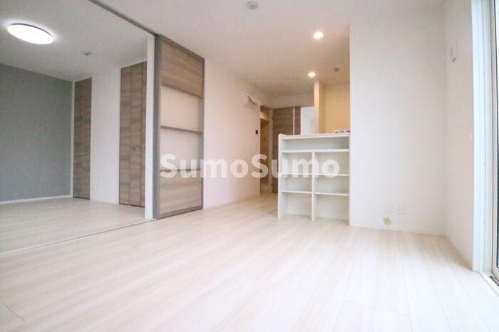 物件内観写真4　(おしゃれな居間です)