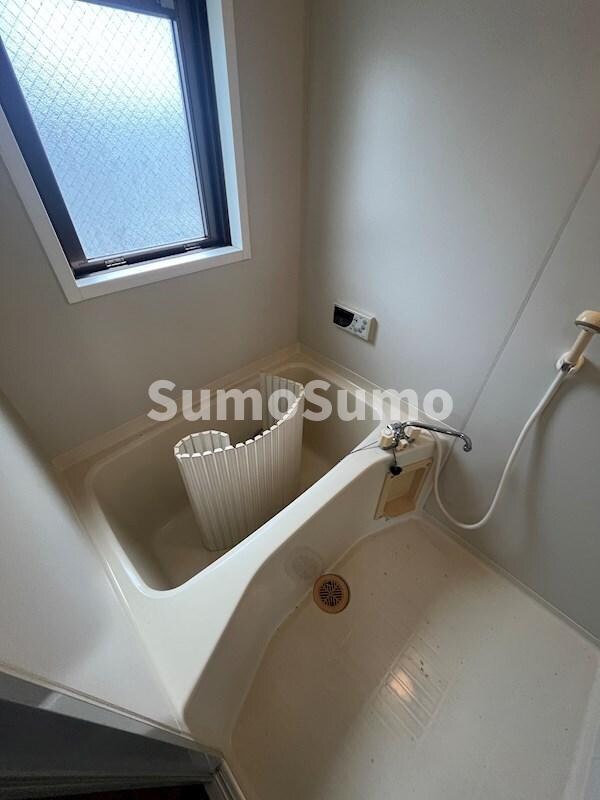 浴室(落ち着いた空間のお風呂です)