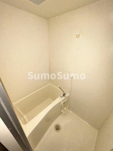 物件内観写真8　(日々の暮らしに欠かせないお風呂です)