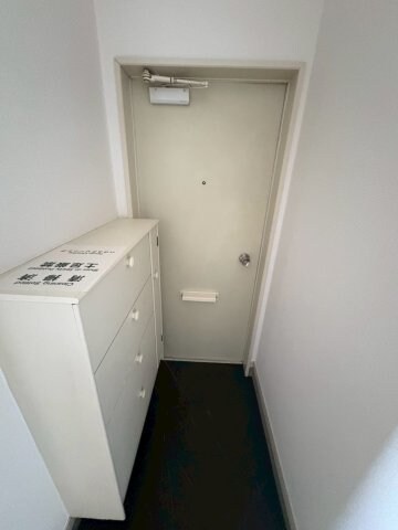 物件内観写真8　(玄関です)