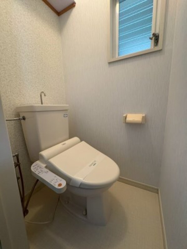 トイレ(清潔感のあるトイレです)
